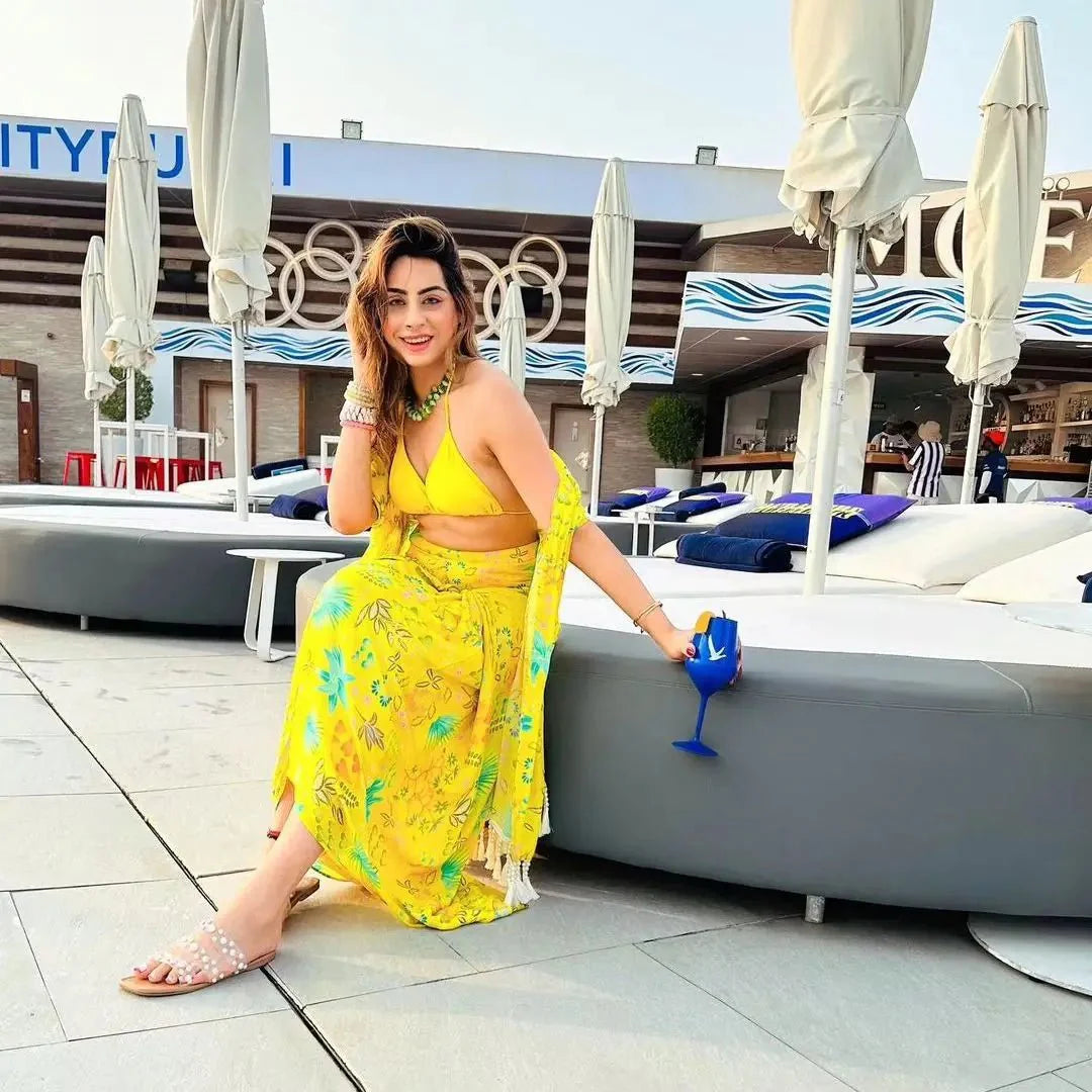 Trendy 2024 girl sandals